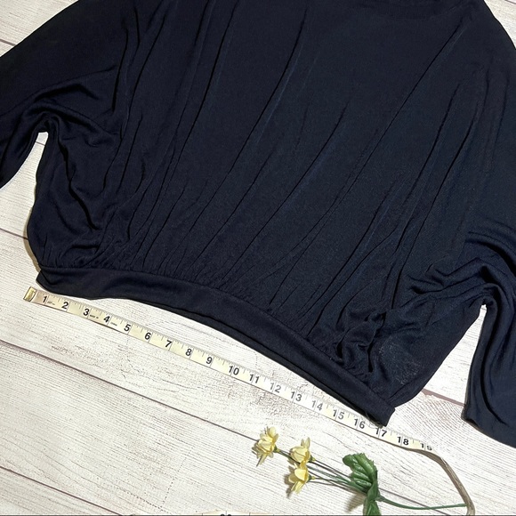 EXPRESS Soft Knit Dolman Sleeve Top in Navy - Picture 7 of 10